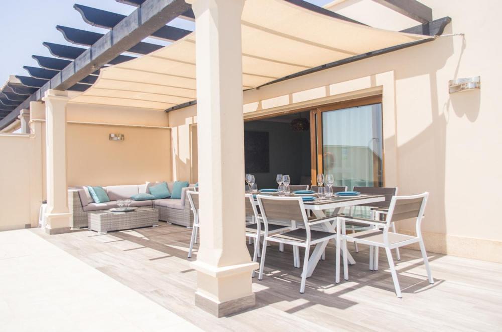 Luxurious Villa With Amazing Sea View And Pool Caleta De Fuste Exterior photo